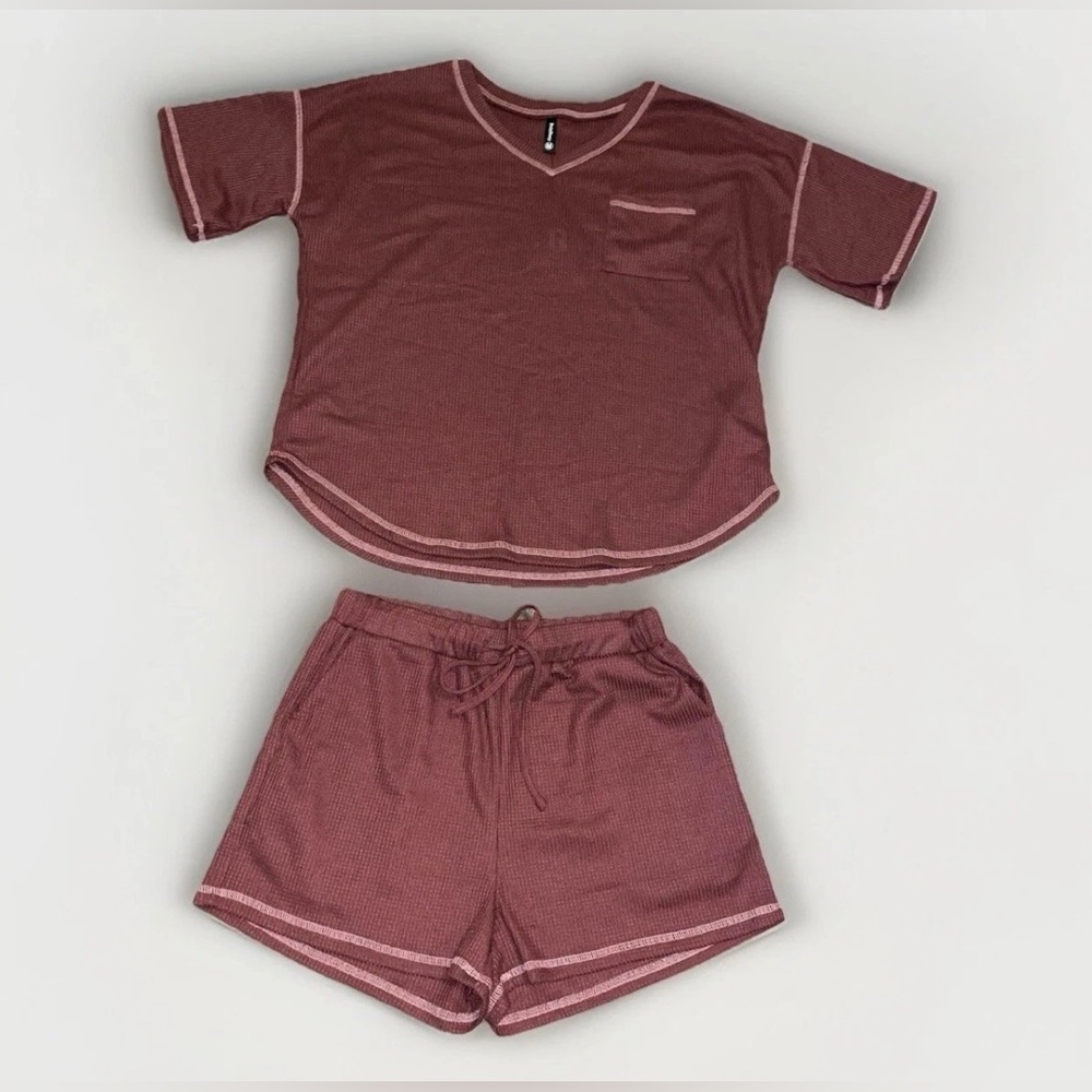 NWT women’s loungewear set size medium. Matching set, Burgundy pajama set Pj set
